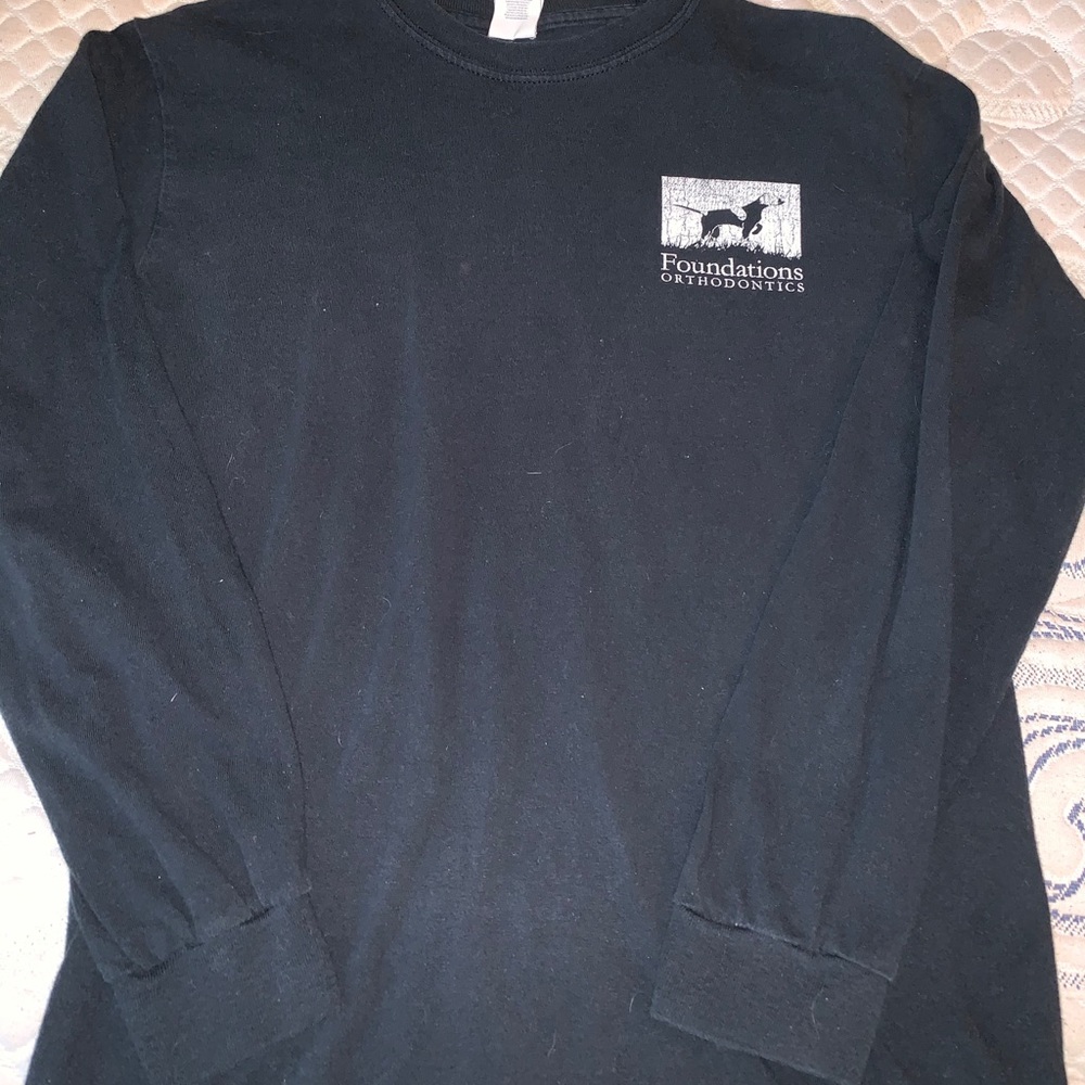 black long sleeve t-shirt. small